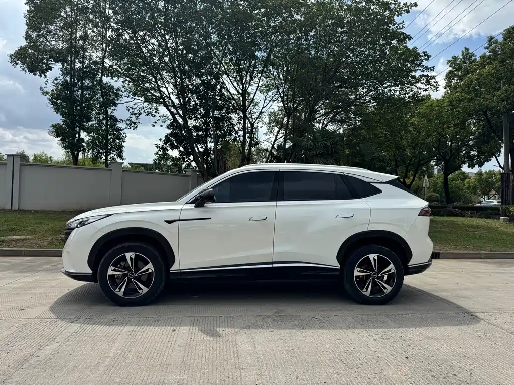 Roewe RX5 — миниатюра 7
