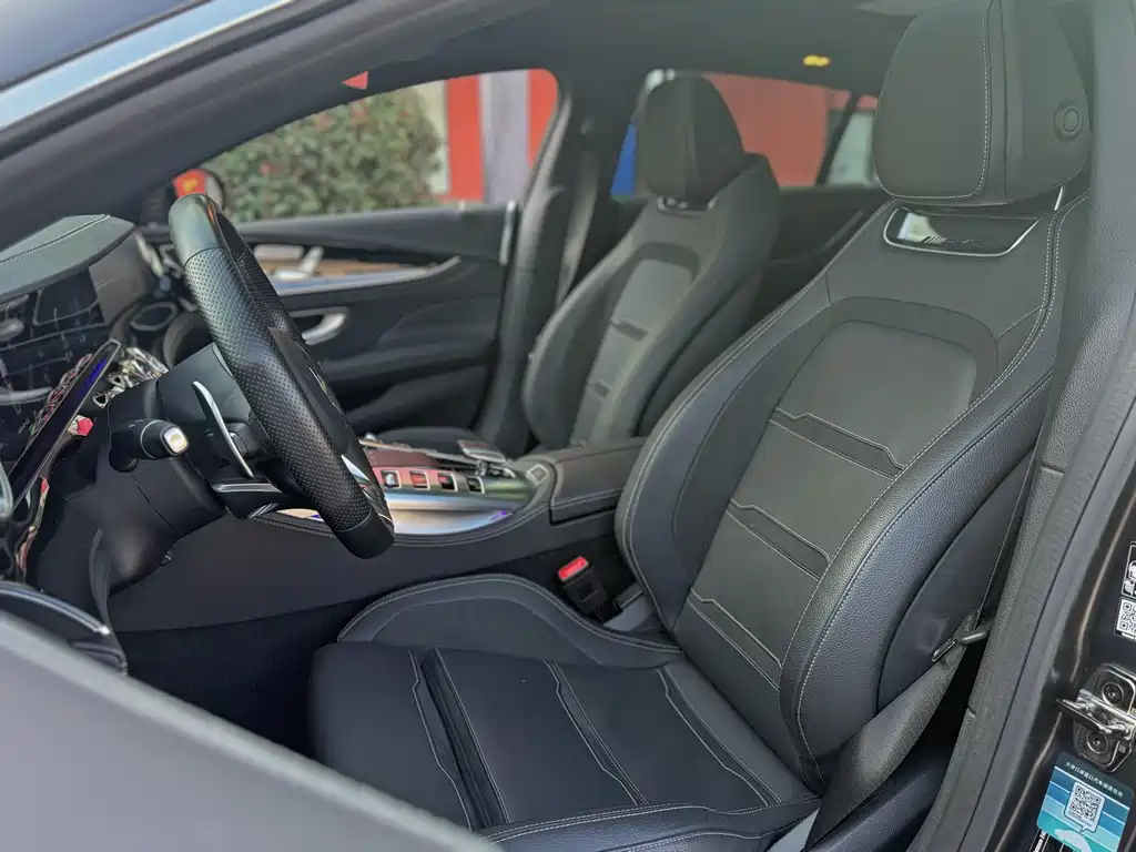 MERCEDES-BENZ AMG GT