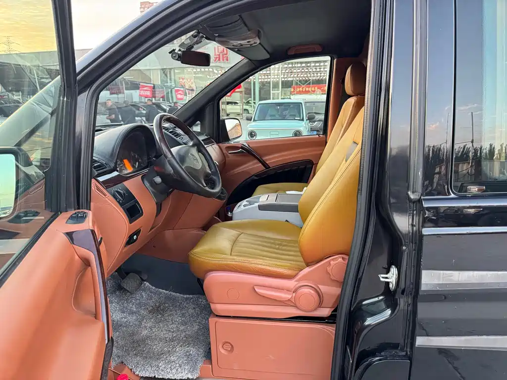 Mercedes-Benz Vito — миниатюра 4
