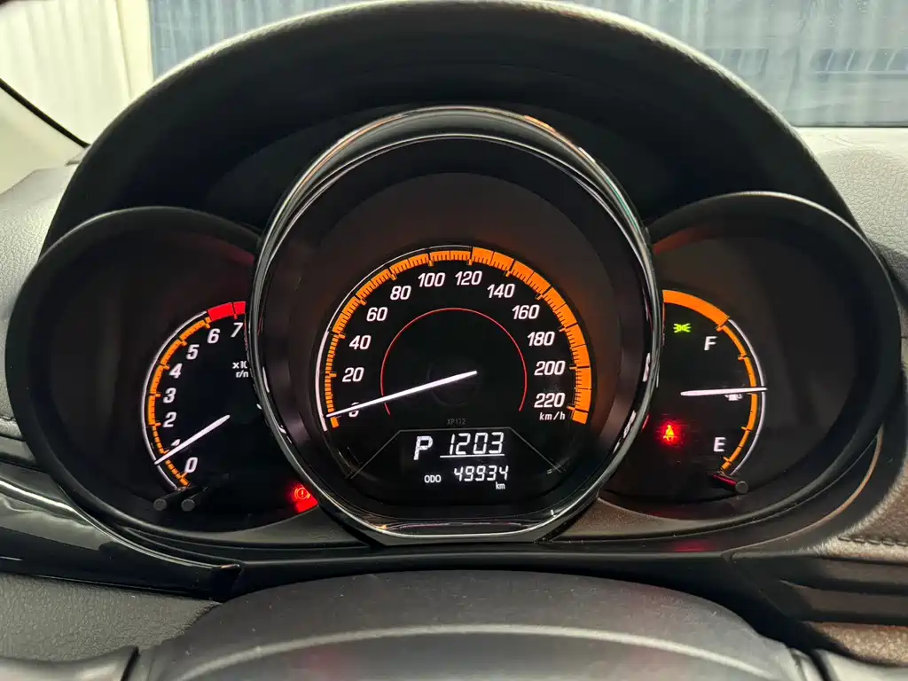 TOYOTA YARIS L ZHIXUAN