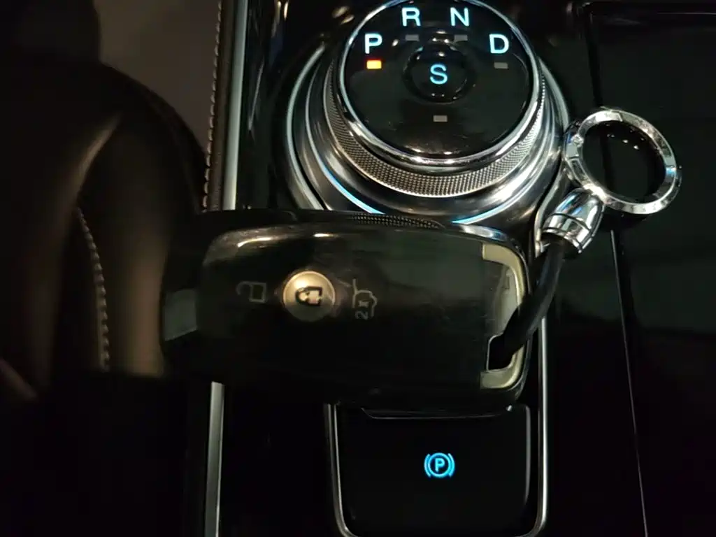 Ford Edge — миниатюра 9