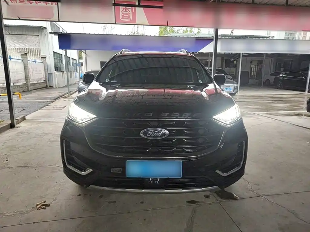 Ford Edge — миниатюра 3