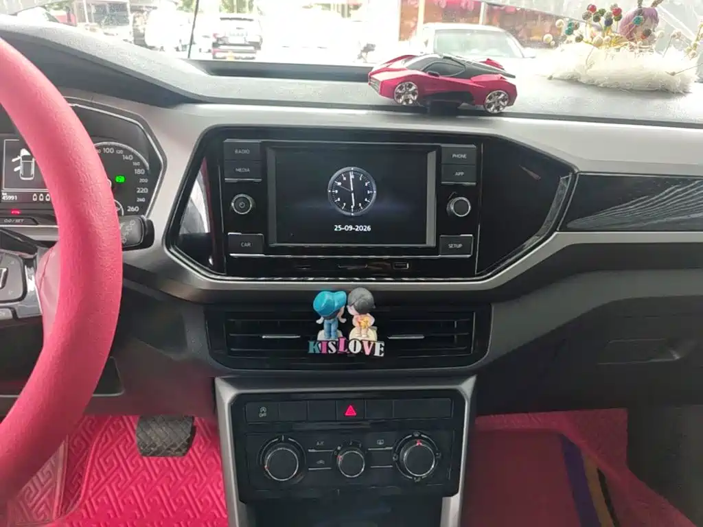 Volkswagen T-Cross — миниатюра 13