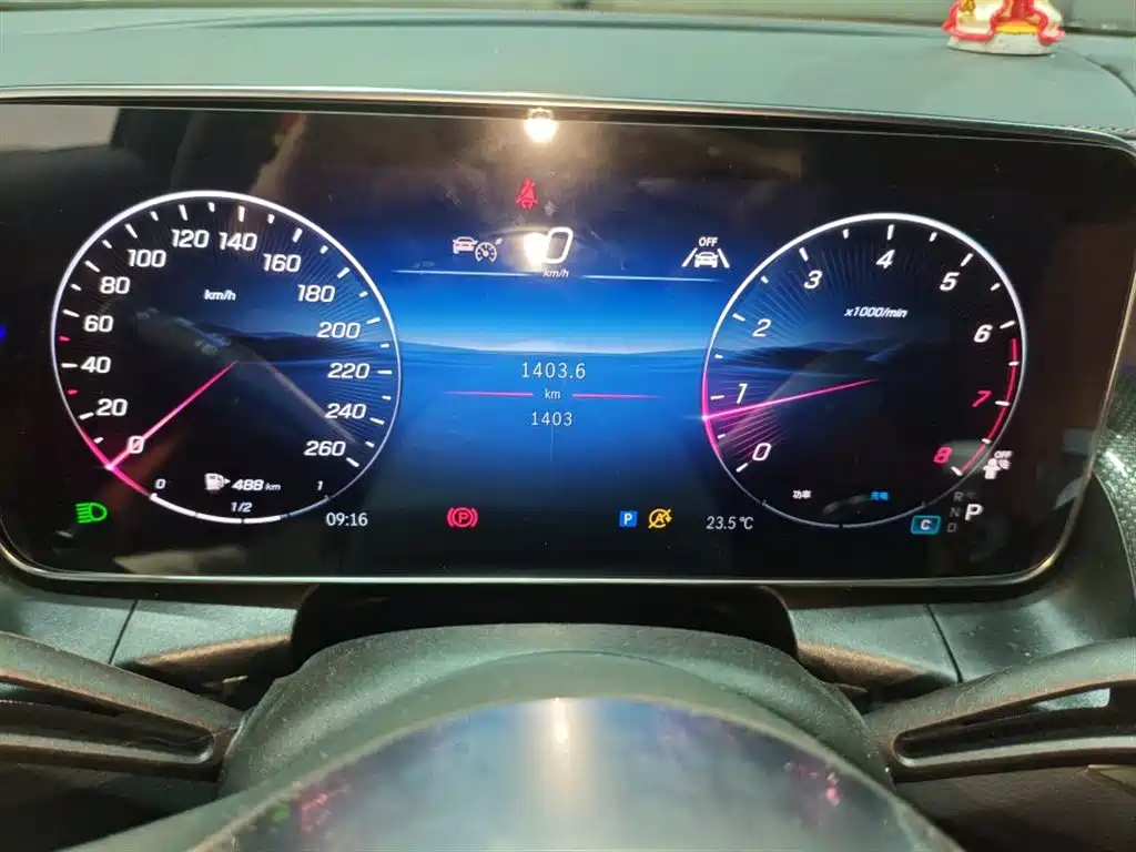 Mercedes-Benz GLC 2026 GLC 260 L 4MATIC Luxury
