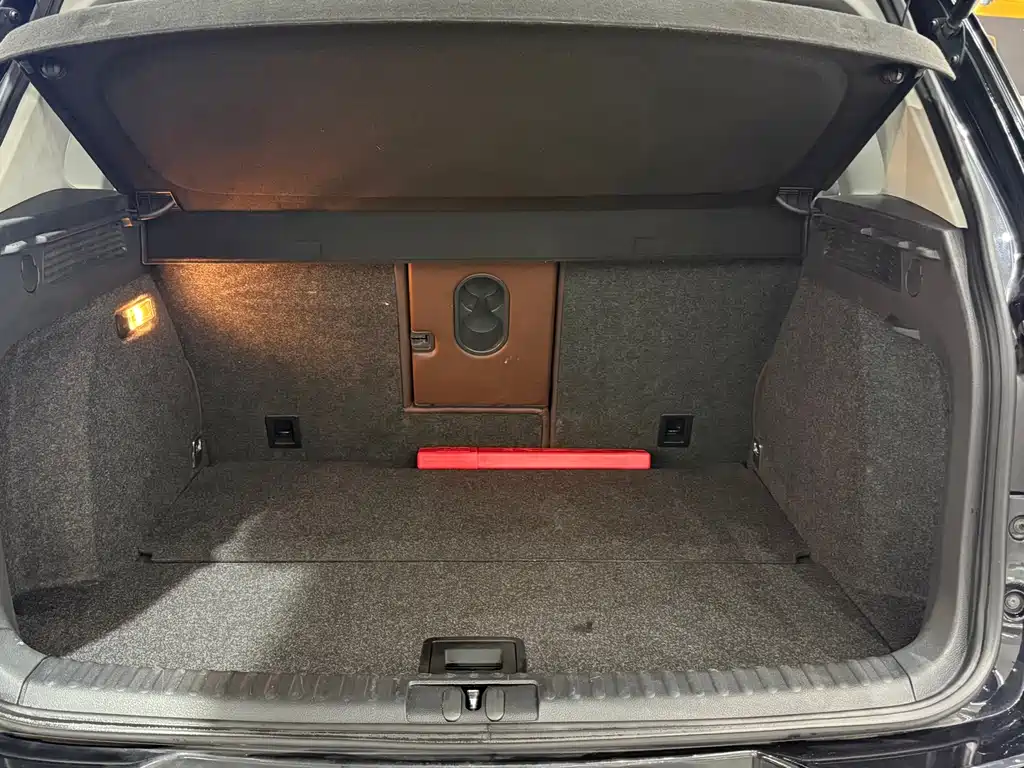 Volkswagen Tiguan — миниатюра 11