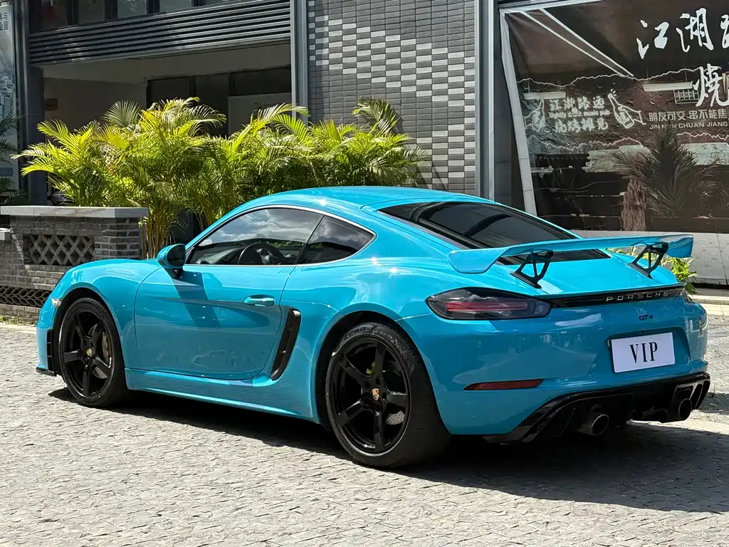 Porsche 718 2018 Cayman 2.0T