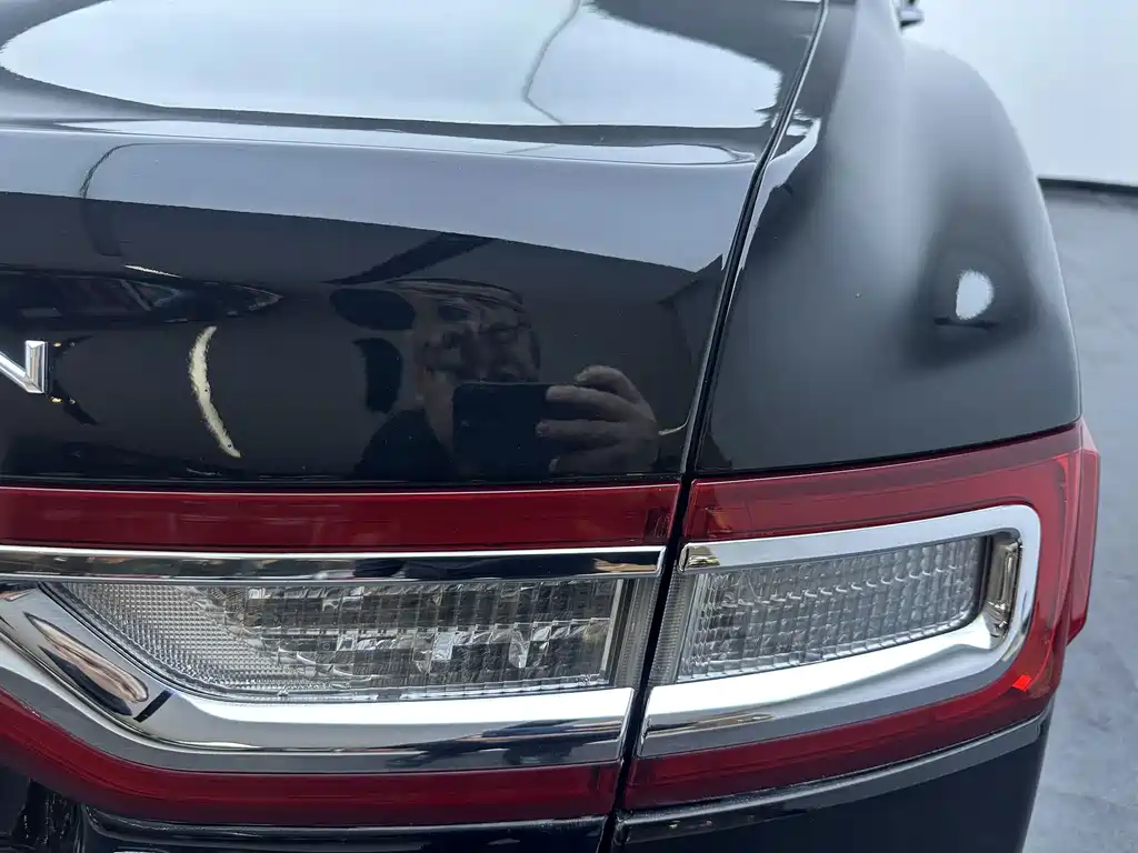 Lincoln Continental — миниатюра 18