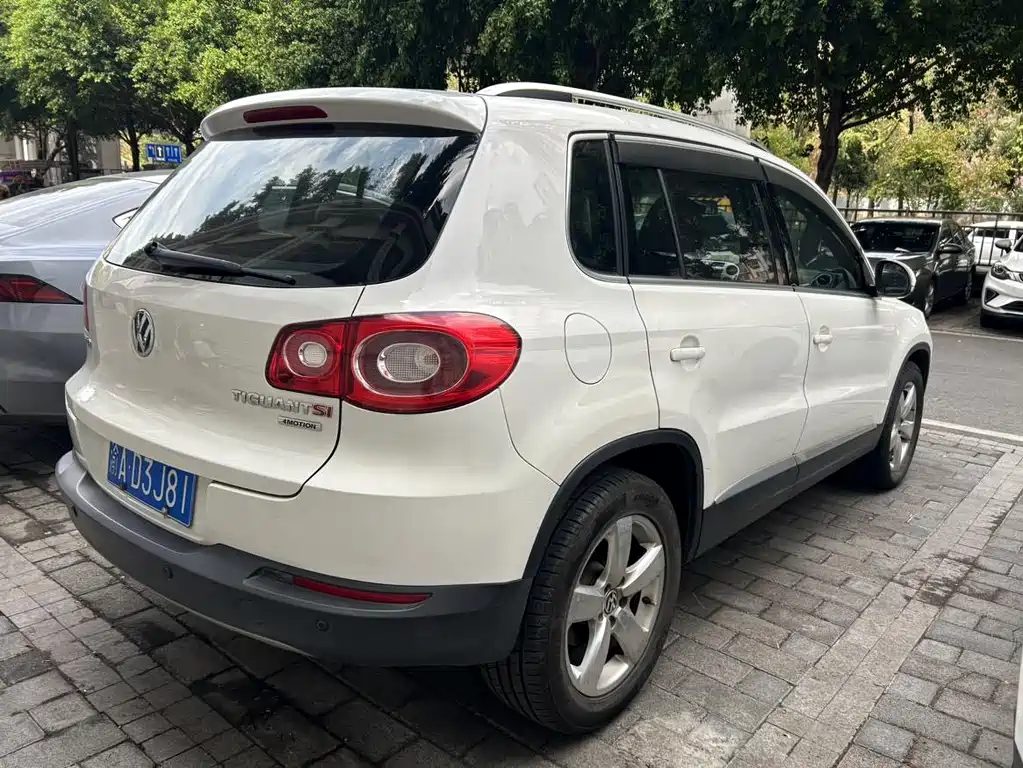 Volkswagen Tiguan — миниатюра 3