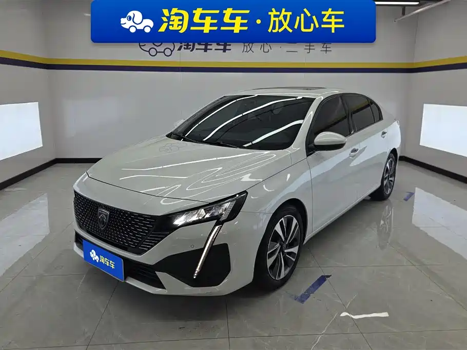 Peugeot 408 2023