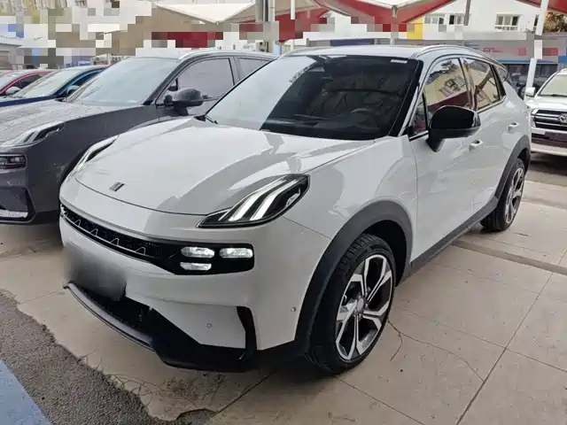 2024 Lynk & Co 06