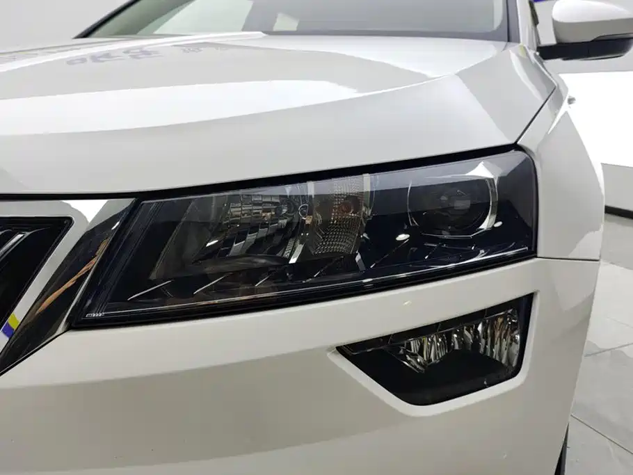 Skoda Karoq — миниатюра 5