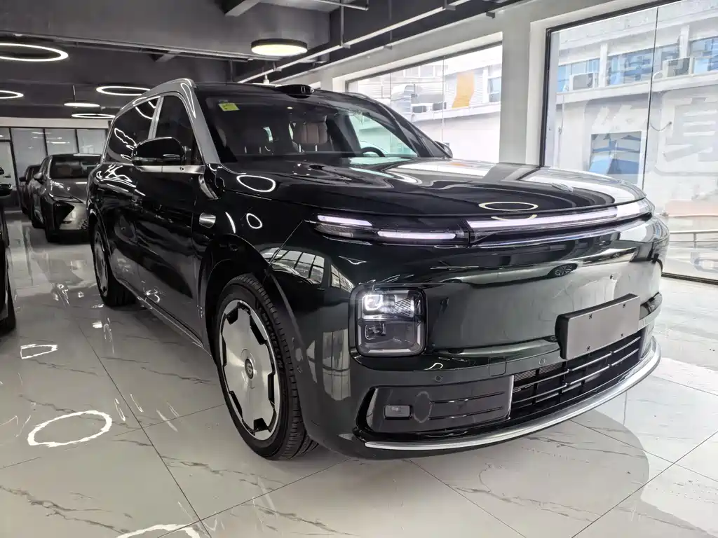 Leapmotor D19 2026 500 мест