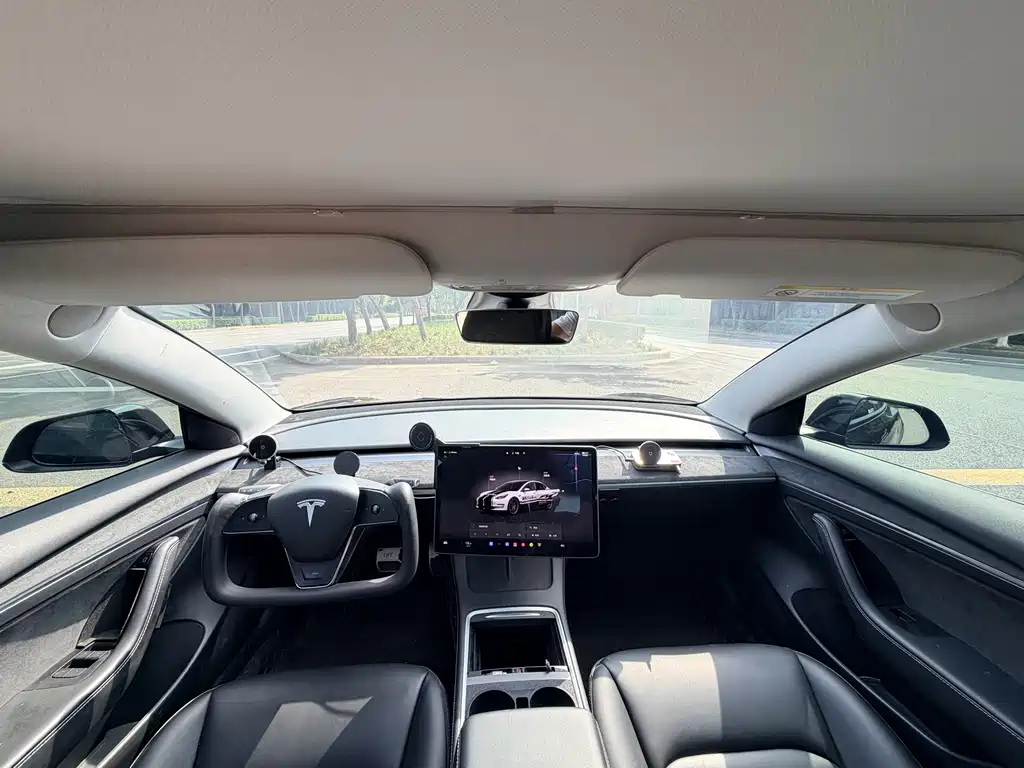 Tesla Model 3 2022 Performance