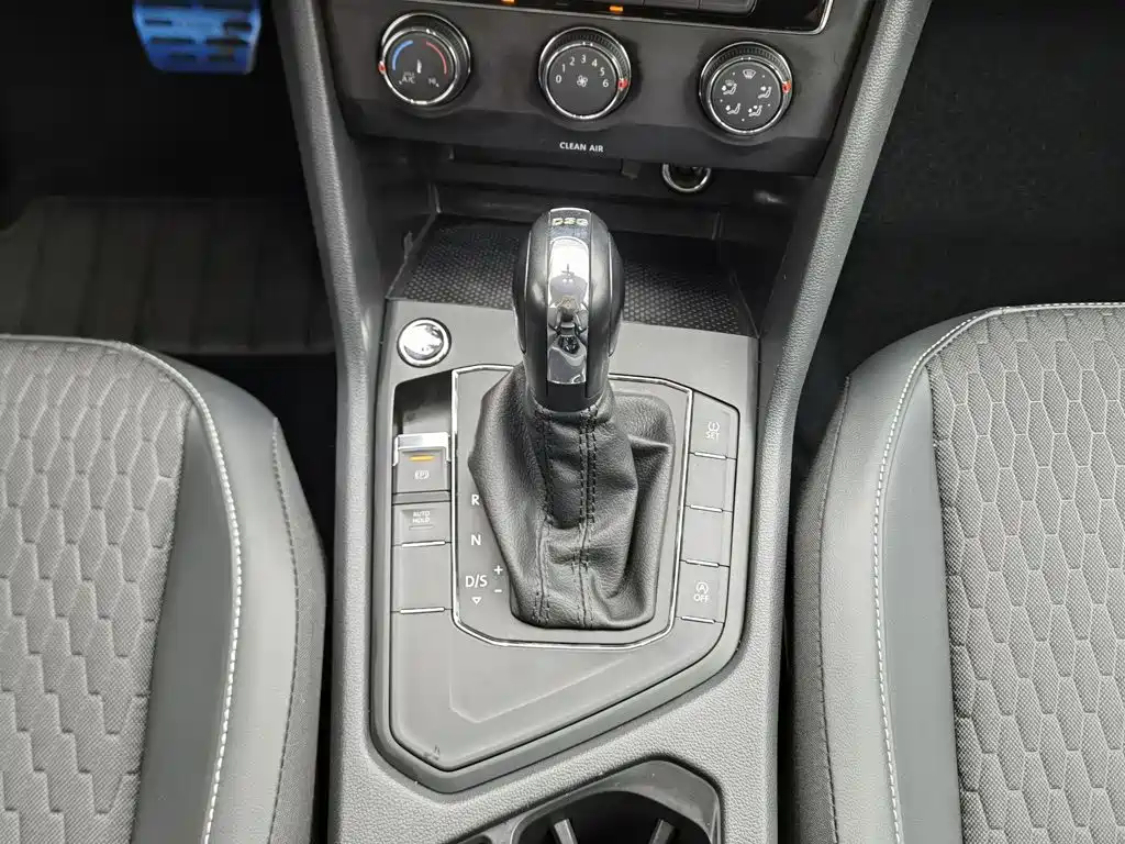 Volkswagen Tiguan L — миниатюра 13