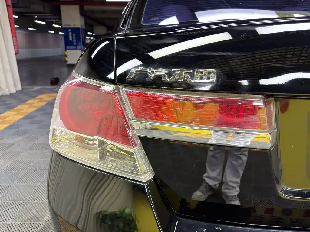 Honda Accord — миниатюра 9