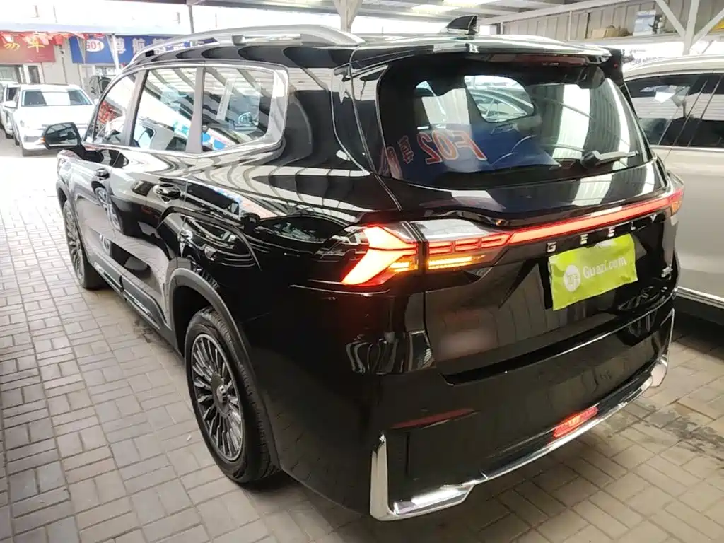Geely Haoyue L — миниатюра 5