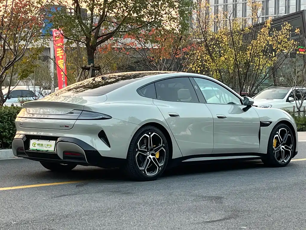 XIAOMI CAR XIAOMI SU7