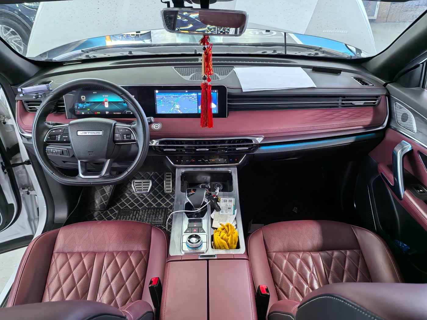 Jetour Jetour X70 PLUS 1.5 л 2023 г. Белый, пробег 32000 км