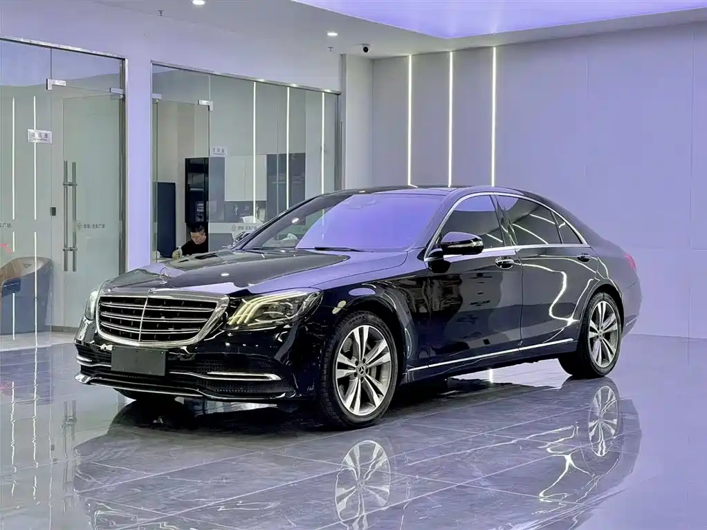 Mercedes-Benz S-Class 2020