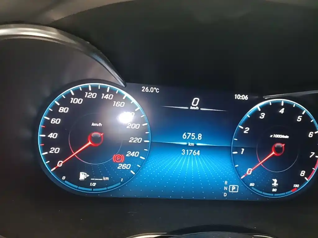Mercedes-Benz C-Class — миниатюра 12