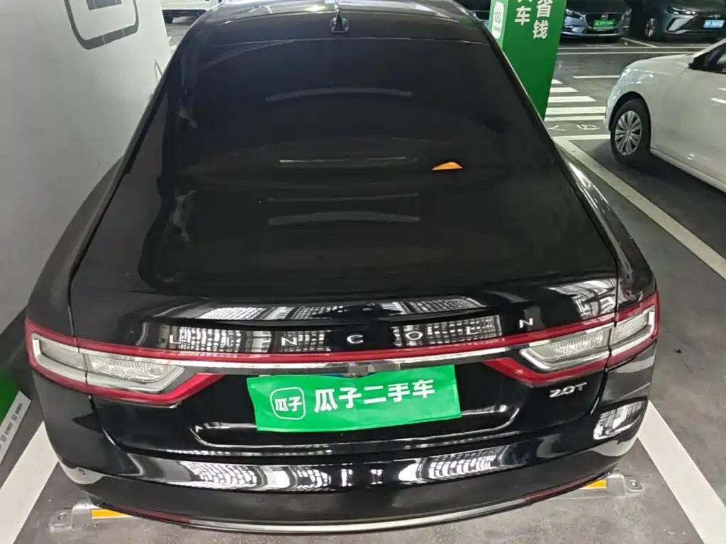 Lincoln Continental — миниатюра 3