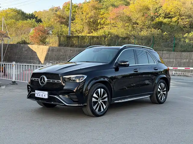 MERCEDES-BENZ GLE 2024