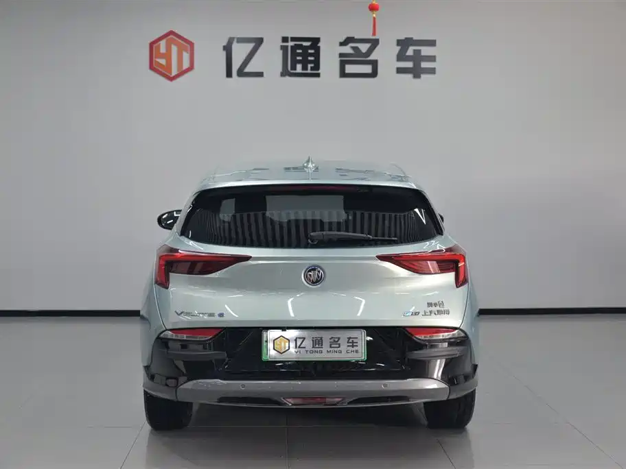 BUICK SLIGHTLY BLUE 6