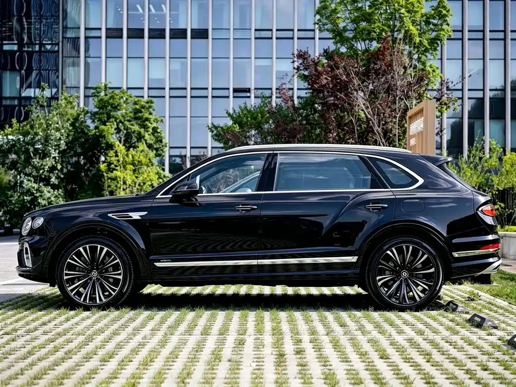 Bentley Bentayga 2023 4.0T V8