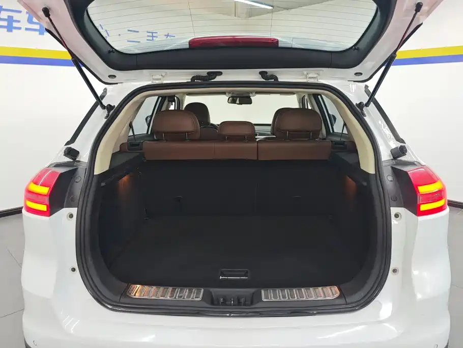 Geely Boyue — миниатюра 4