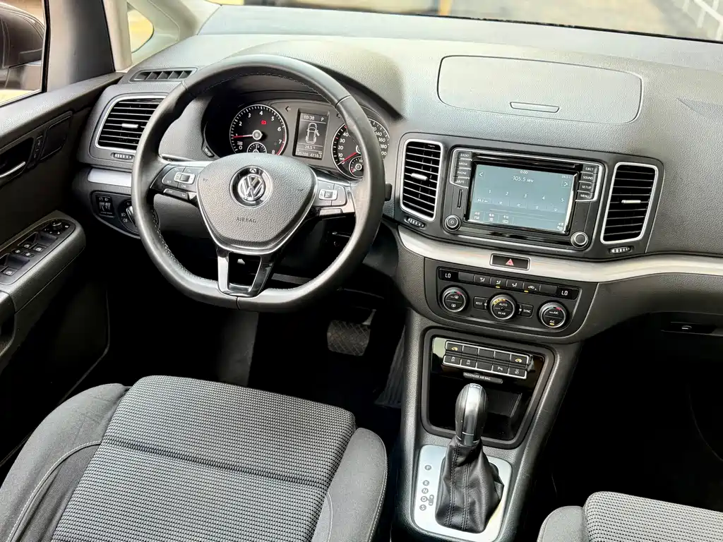Volkswagen Sharan — миниатюра 22