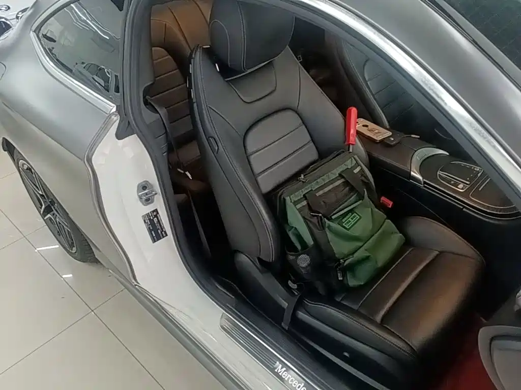 Mercedes-Benz C-Class (Import) — миниатюра 25