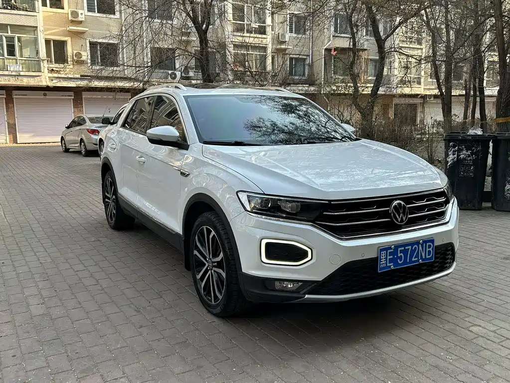 VOLKSWAGEN T ROC EXPLORING SONGS