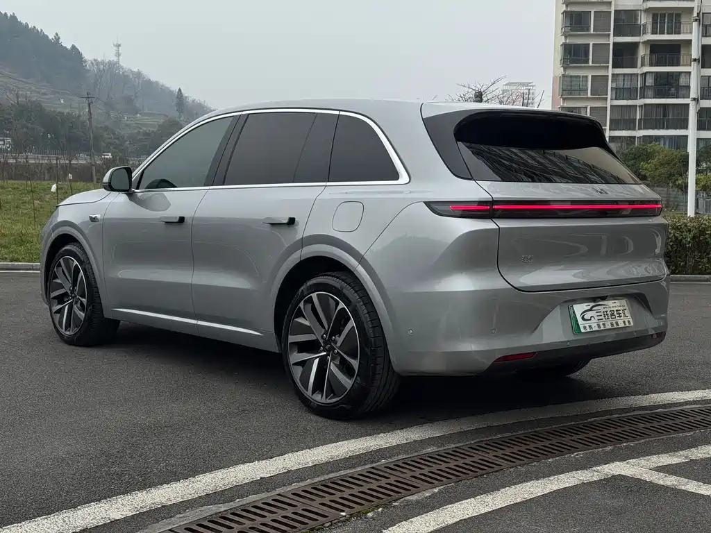 Li Auto IDEAL L6