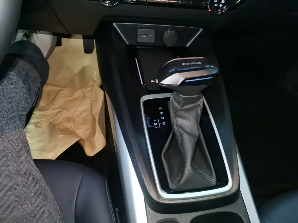 Chevrolet Monza — миниатюра 12