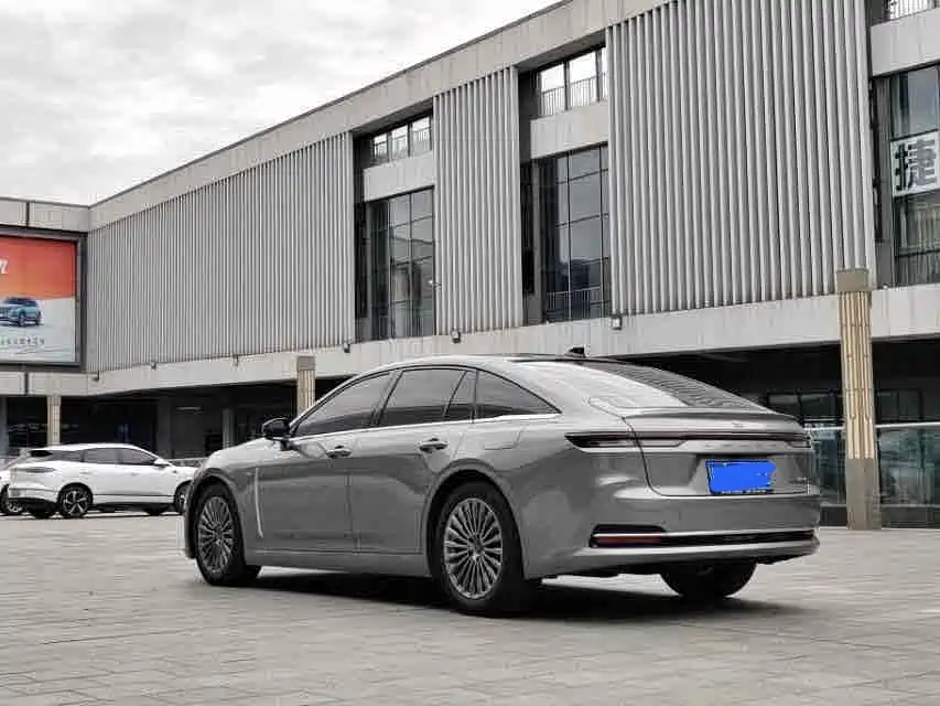 Toyota Crown (Import) — миниатюра 13