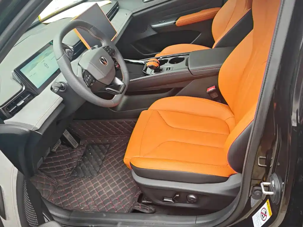 Changan UNI-V 2025 1.5T 500Bar Luxury Sport