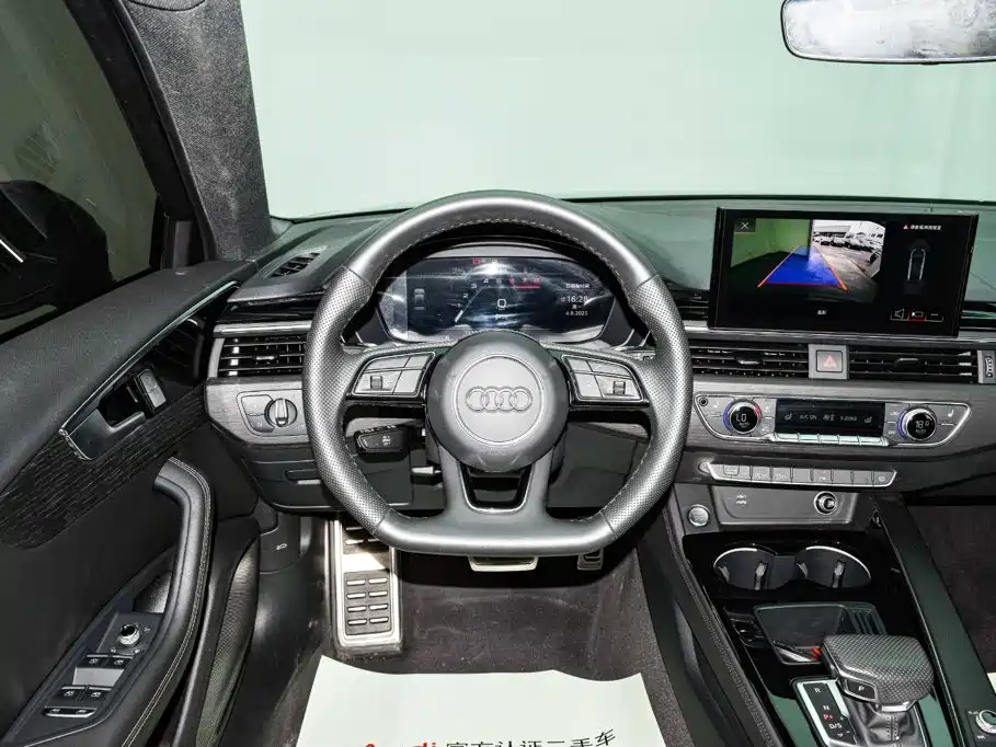 Audi A4L — миниатюра 2