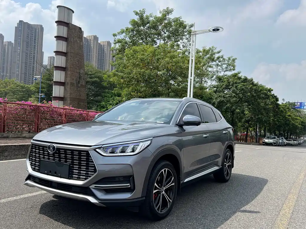 BYD PLUS
