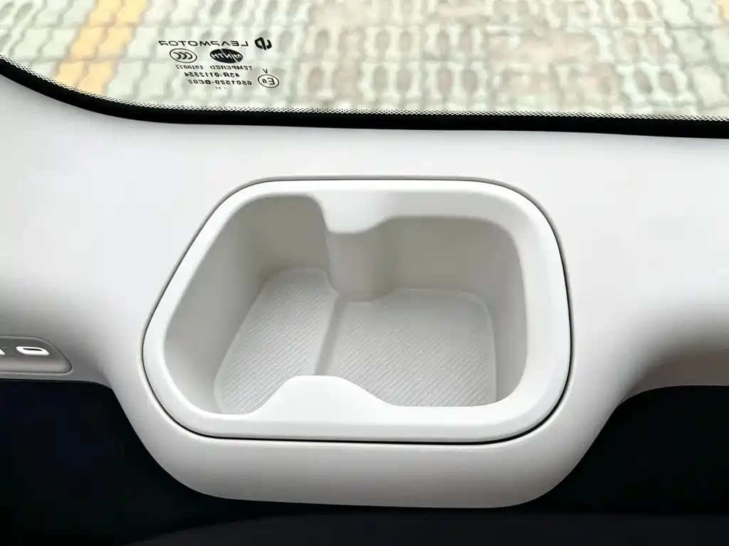 Leapmotor Leapmotor C16 — миниатюра 11