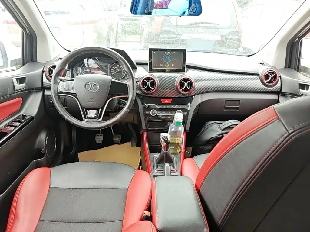 BAIC X25 2015 1.5L MT Comfort