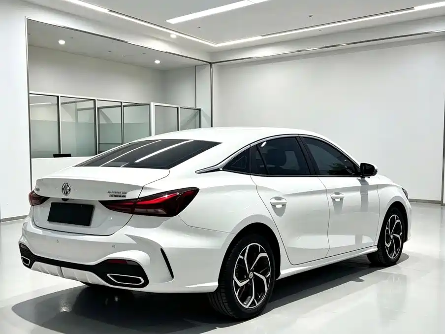 MG MG5 — миниатюра 6