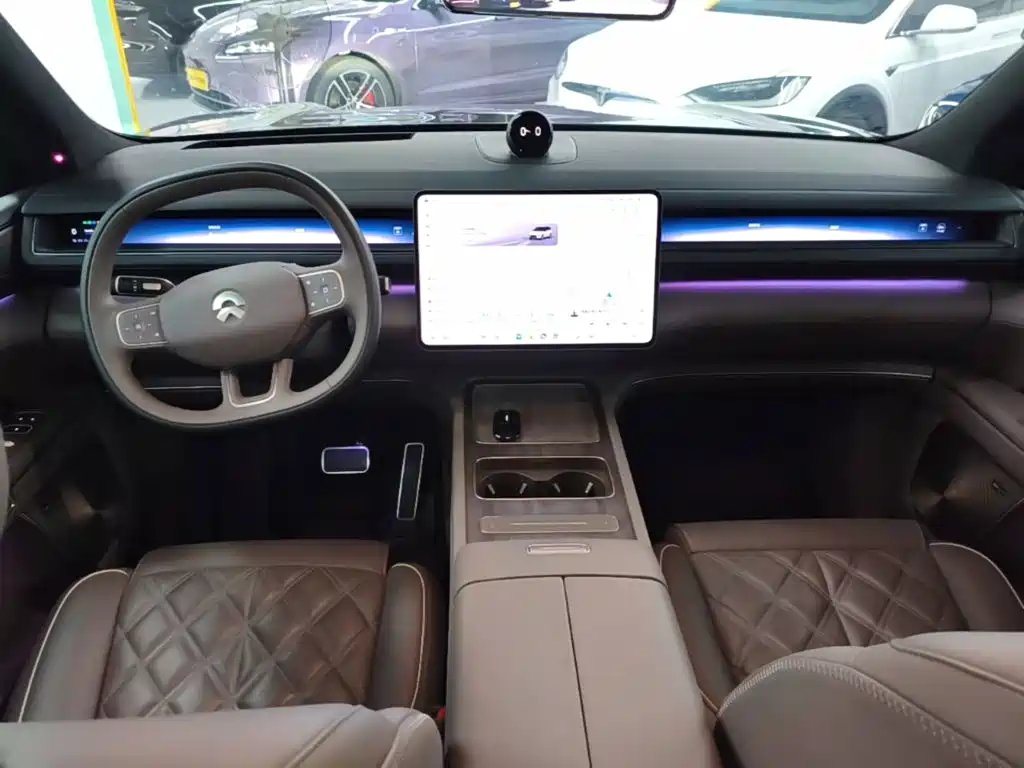 NIO ES8 2026 мест Executive