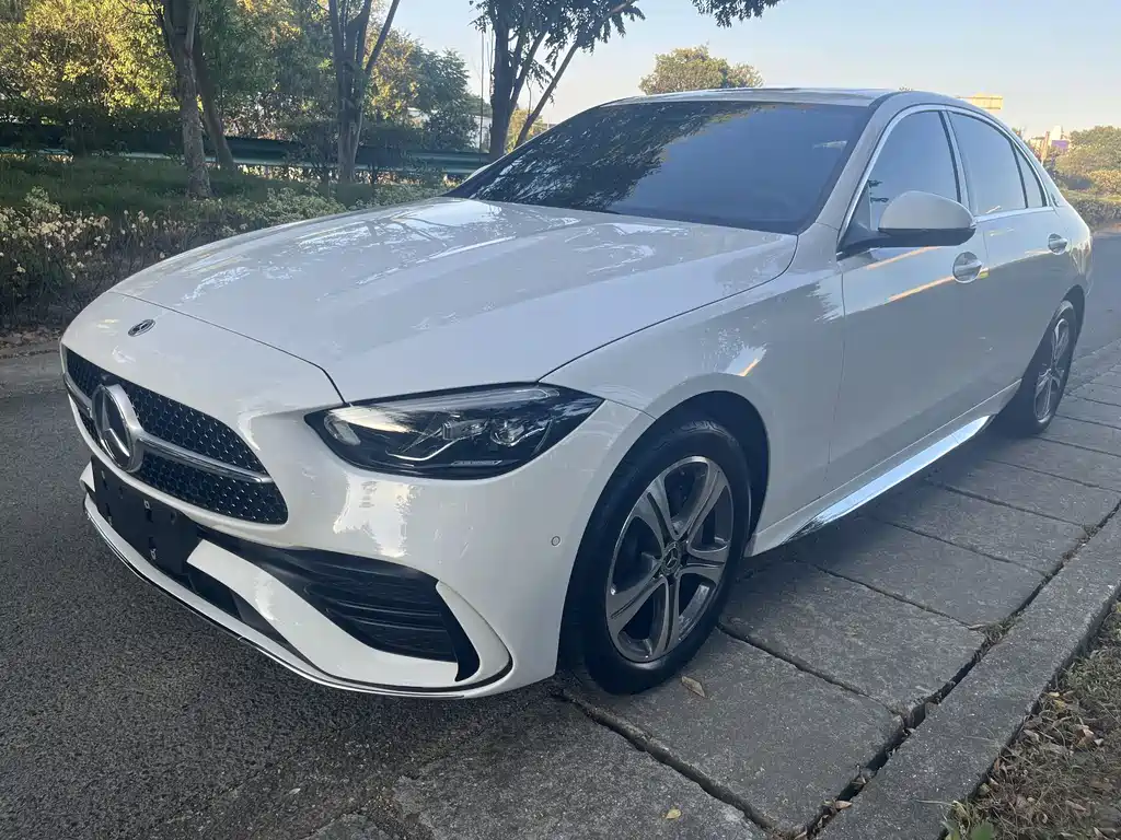 Mercedes-Benz C-Class 2022