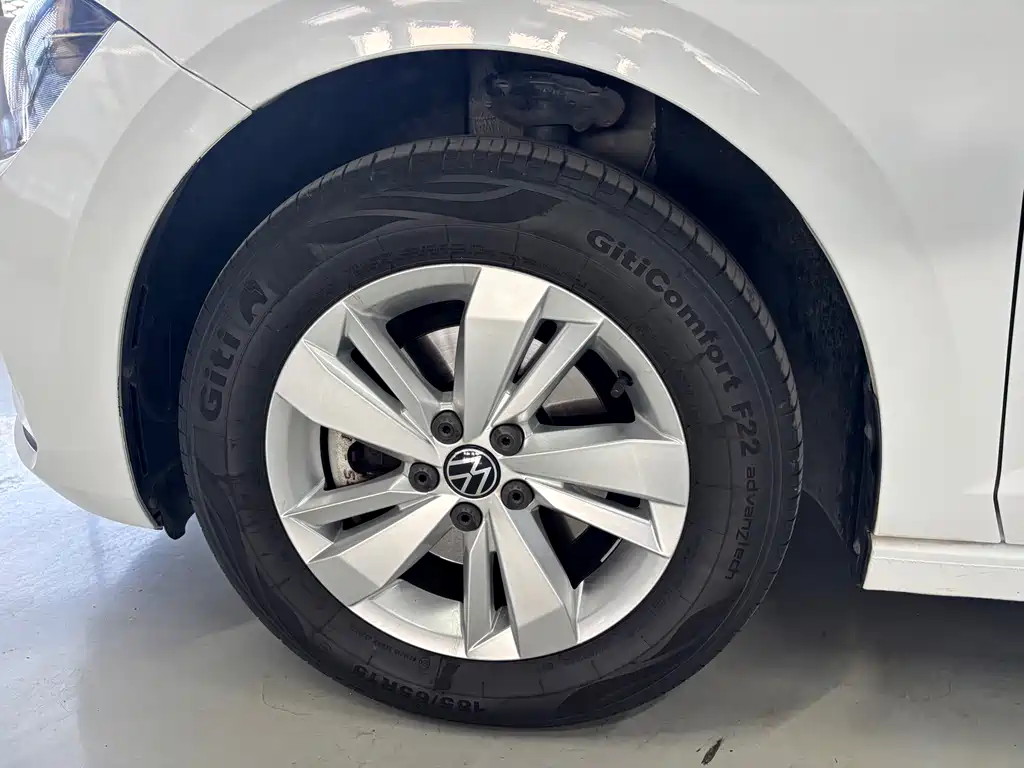 Volkswagen Polo 2023 Plus 1.5L AT