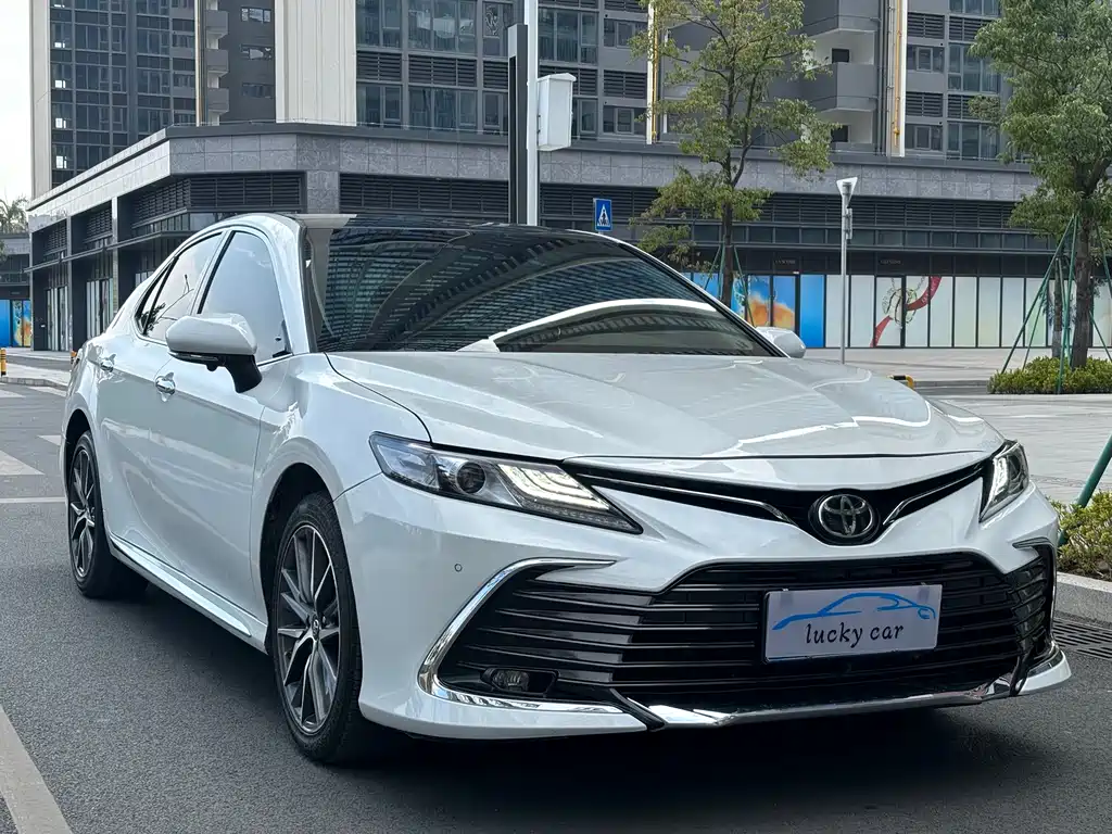 Toyota Camry 2023 2.5G Luxury