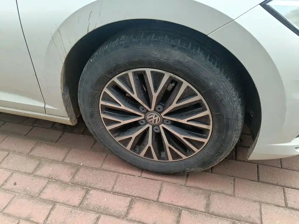 Volkswagen Sagitar — миниатюра 8