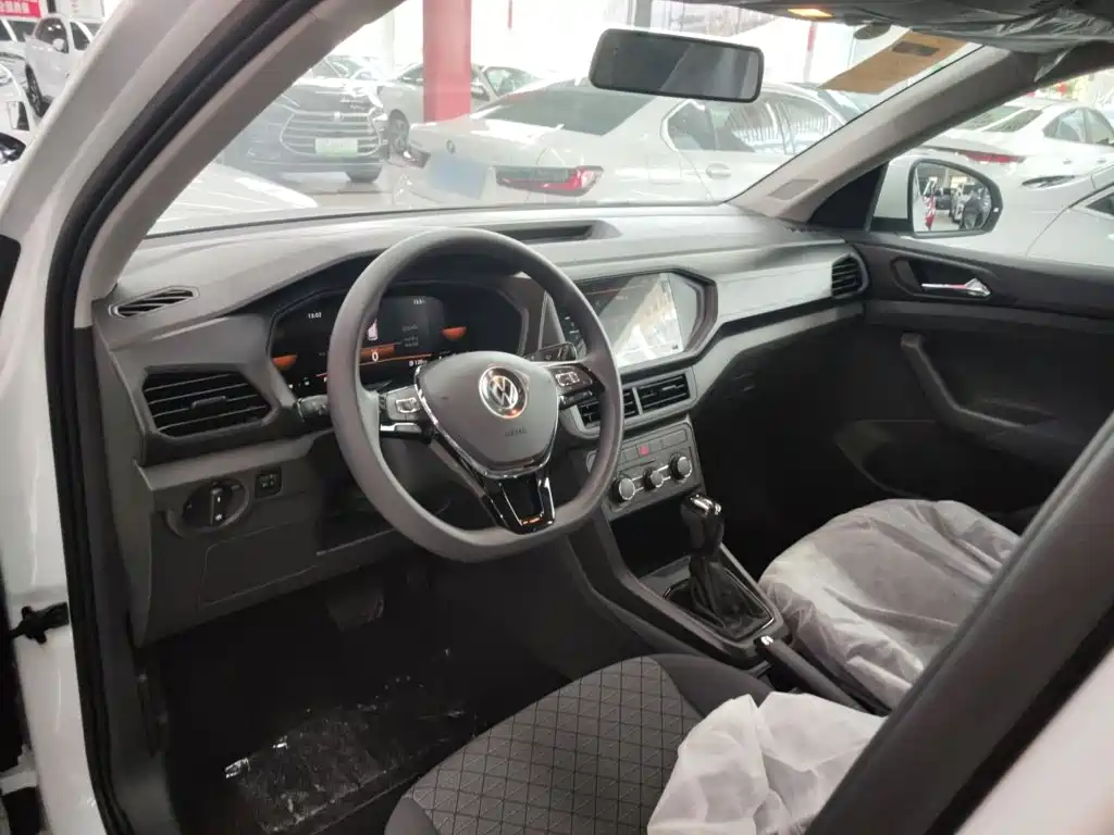 Volkswagen T-Cross 2023 1.5L AT