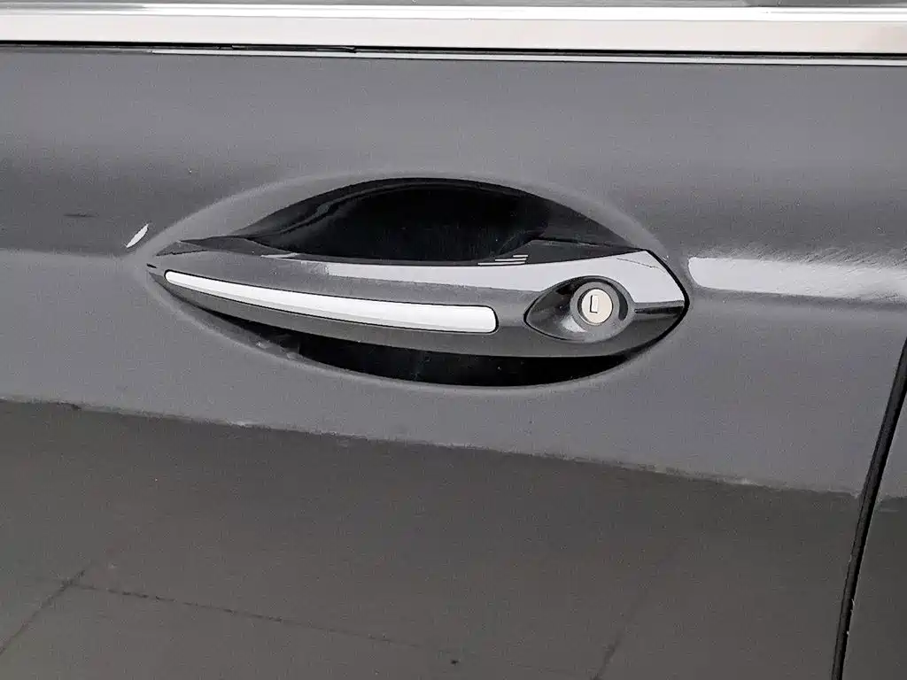 Lincoln MKZ — миниатюра 18