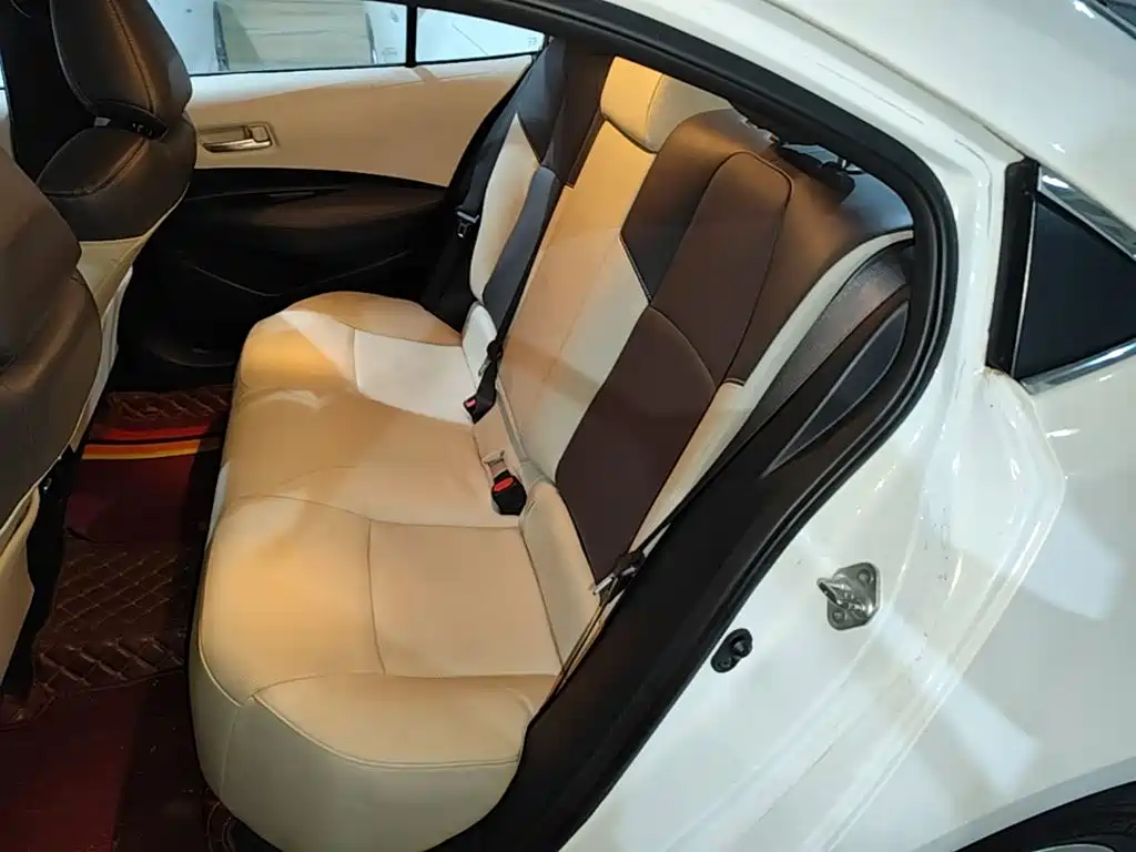 Toyota Corolla — миниатюра 13
