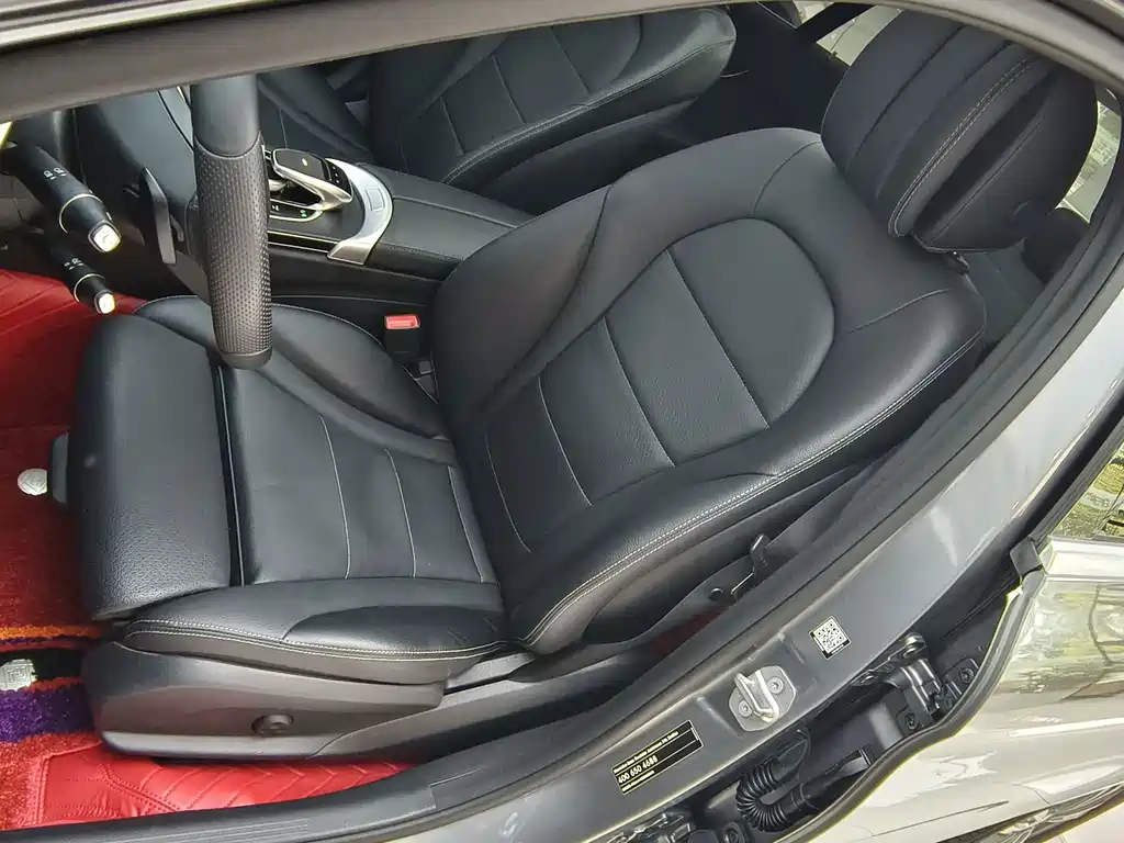 Mercedes-Benz C-Class — миниатюра 21